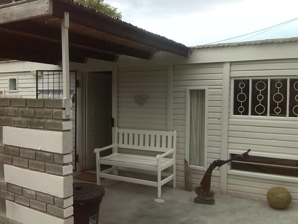 Karoo Soul Pansiyon Oudtshoorn Oda fotoğraf